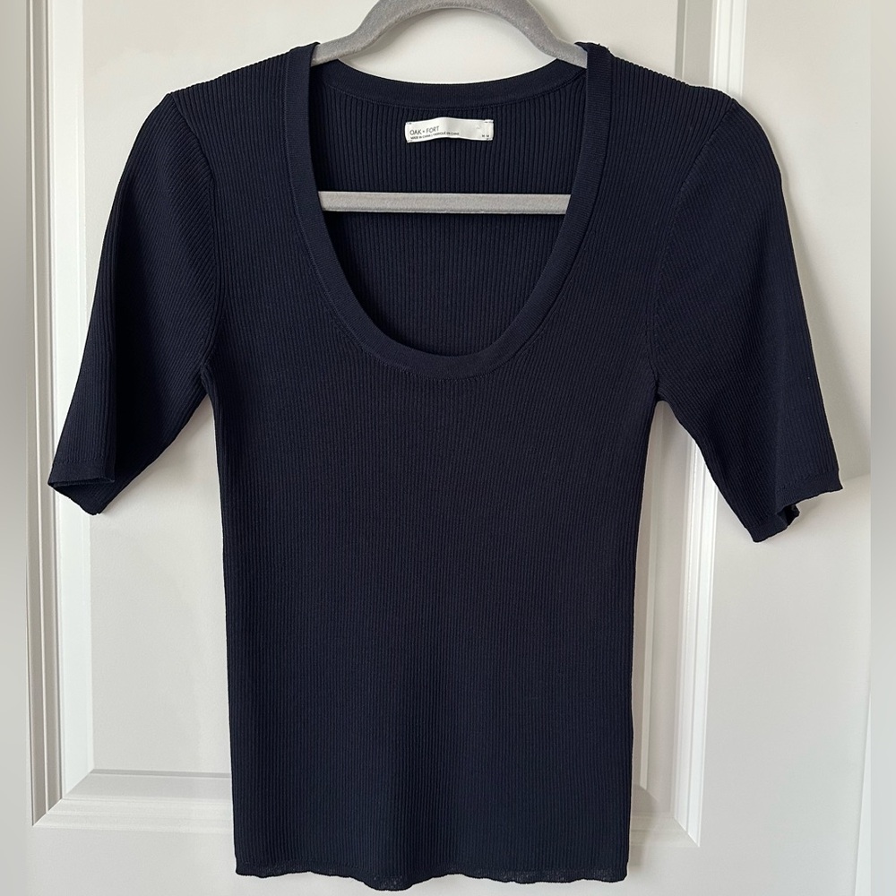 Classic OAK + FORT Navy Blue Knit Stretch Bodycon Fit Short Sleeve Sweater Top-M - Picture 3 of 9